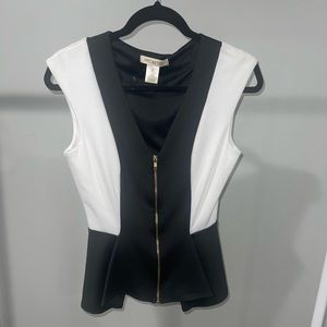 BW zip peplum top